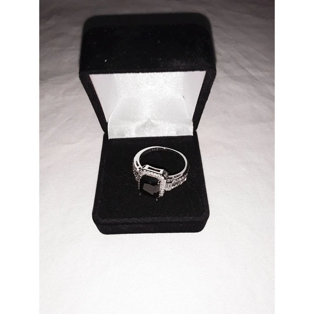 Black Sapphire & Diamond Sz 9 Marked 925 Silver Cocktail Ring NIB - Picture 4 of 6